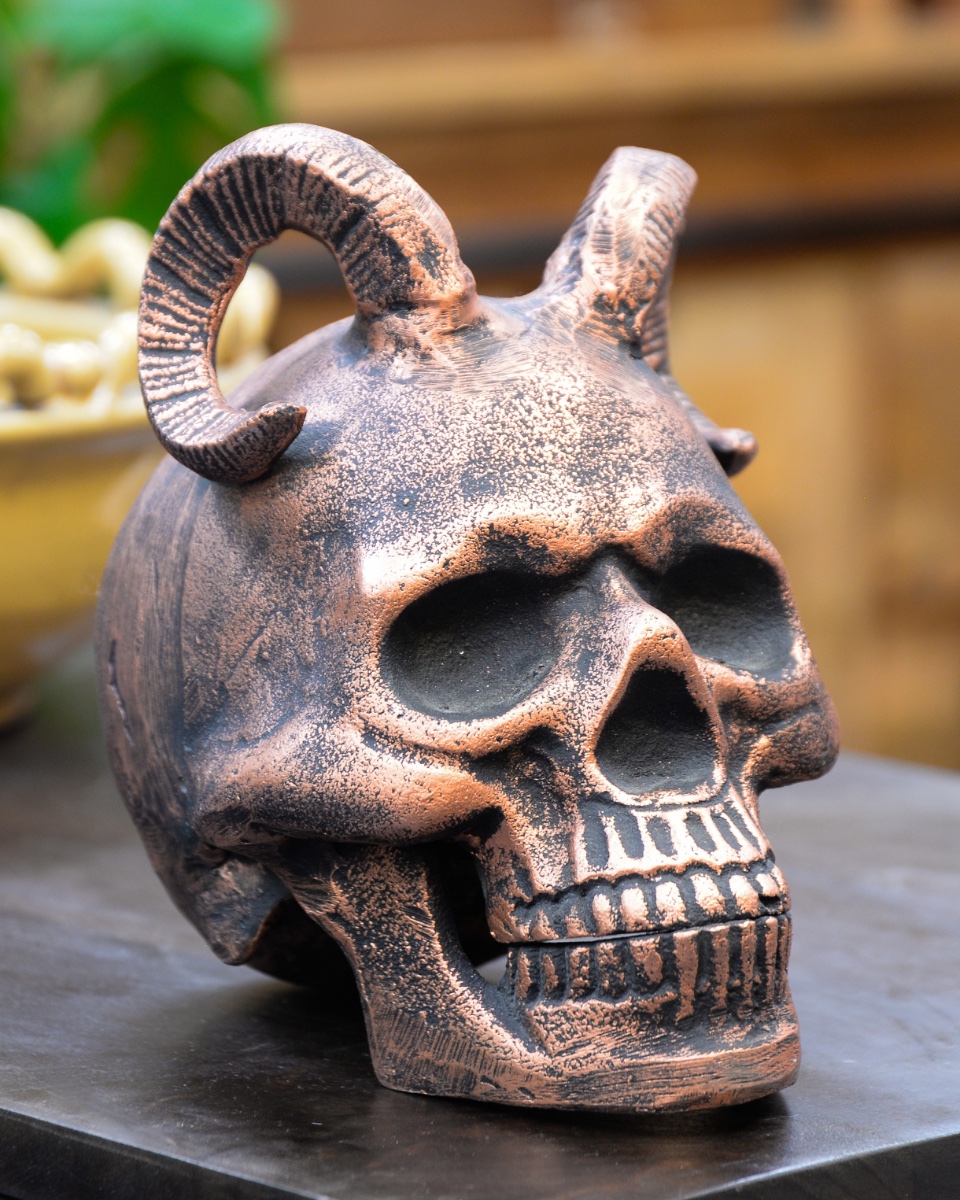 Cast Aluminium Horned Skull Home Ornament - Bronze & Copper