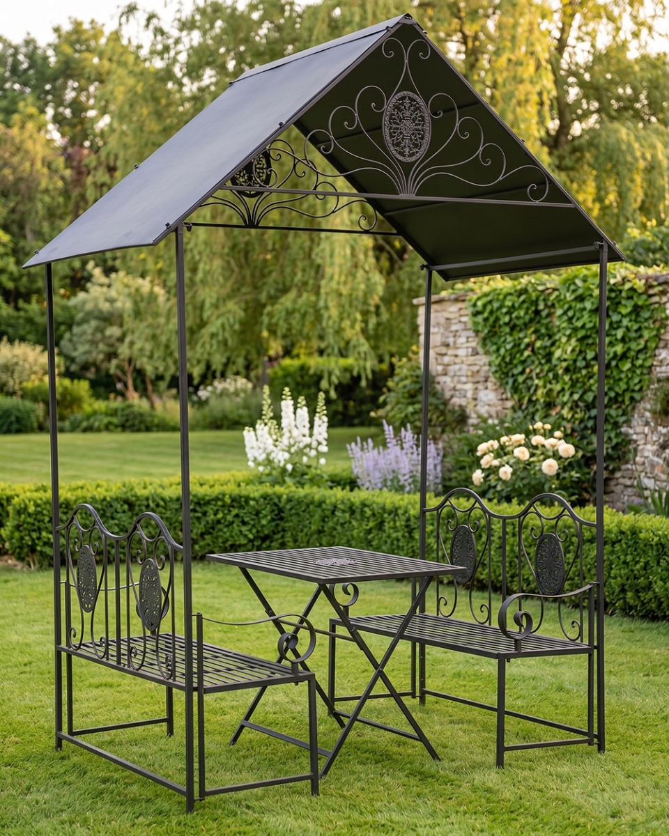 Ornate 'Ashcroft' Wrought Iron Garde…