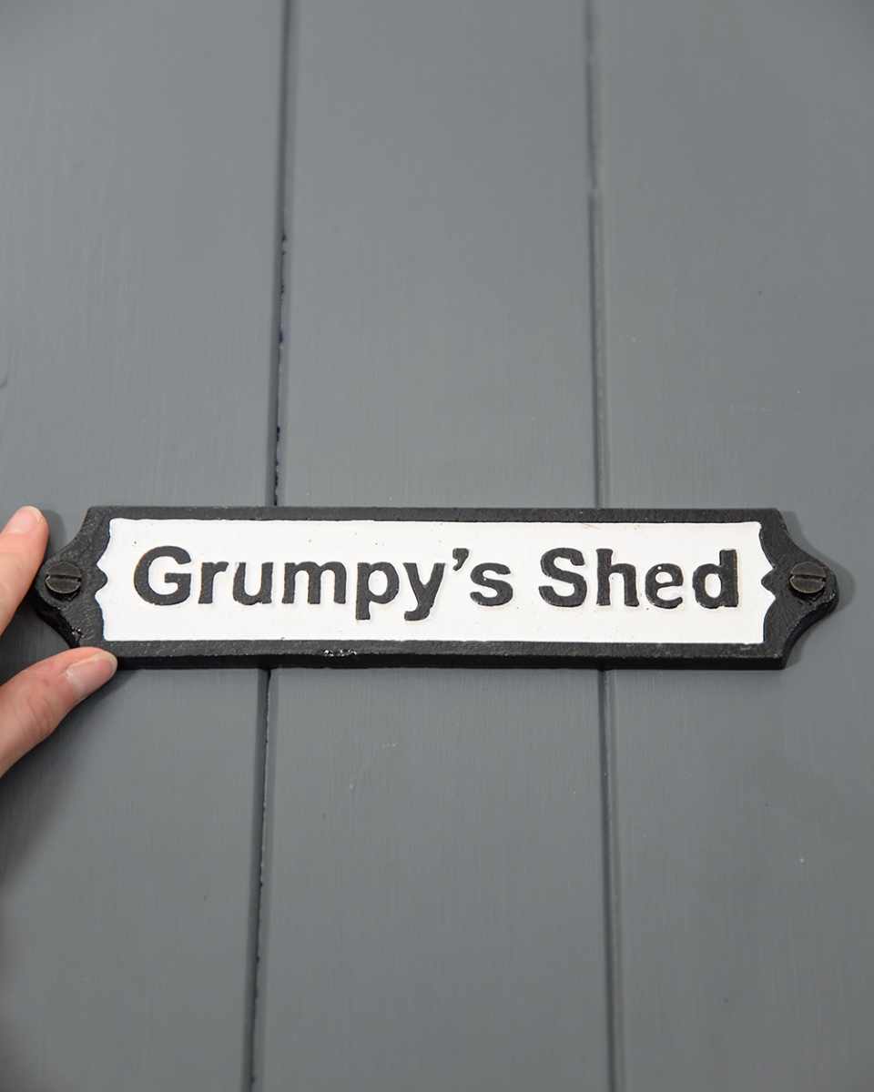 Cast Iron 'Grumpy's Shed' Humour Sig…