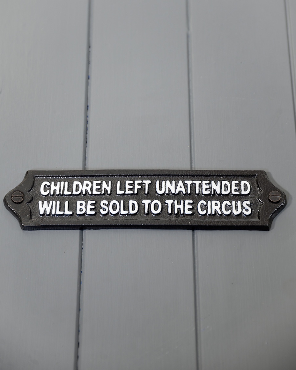 Cast Iron 'Unattended Children' Humo…