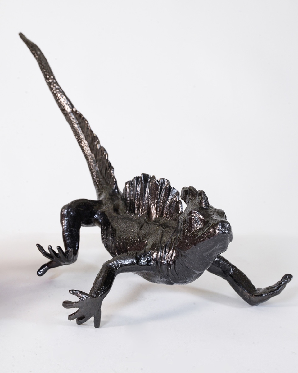 'Frozen Stride' Lizard Interior Ornament