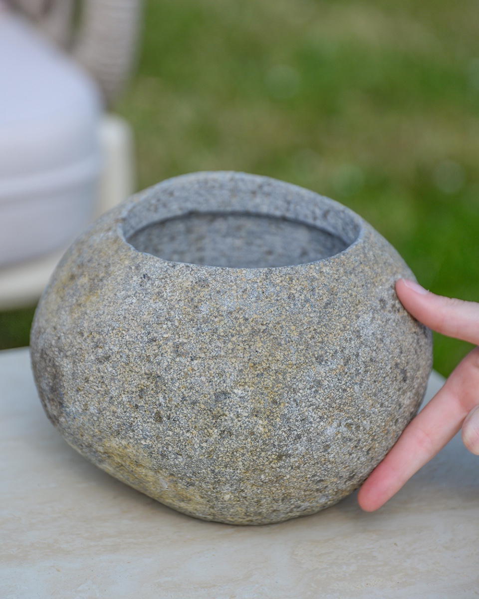 Scale Of The Small Decorative Natural Stone Planter