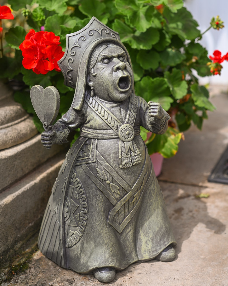 Verdigris 'Queen Of Hearts' Resin Ga…