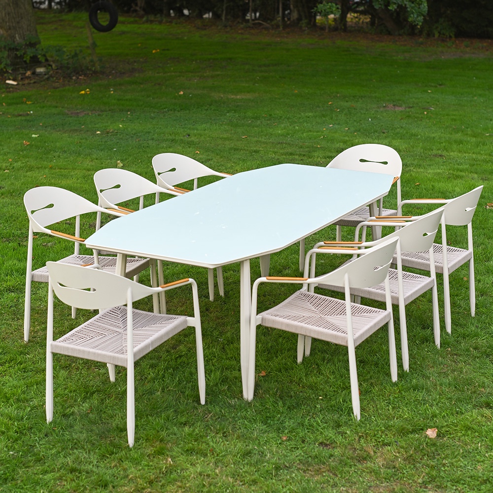 'Sorrel' Eight Seater Garden Dining Set